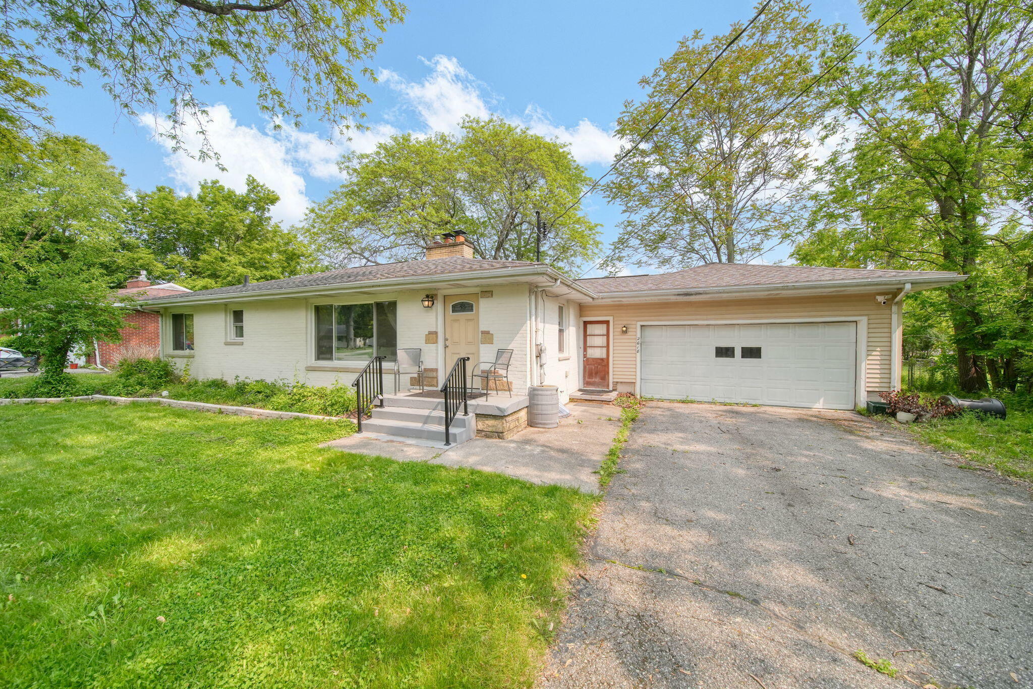 Property Photo: 2618 Greencliff Drive MI 48823