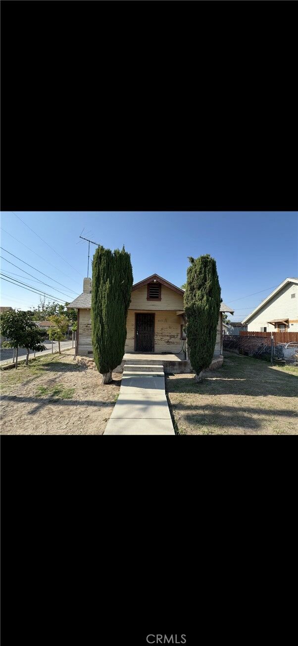 Property Photo:  813 E D Street  CA 92324 