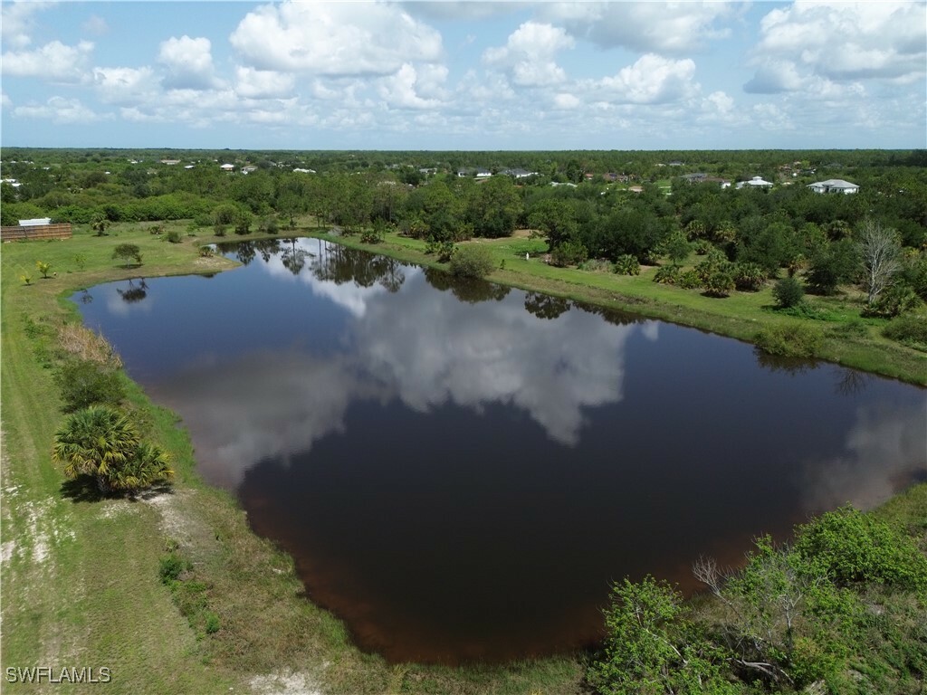Property Photo: 2305 Desoto Boulevard N FL 34120