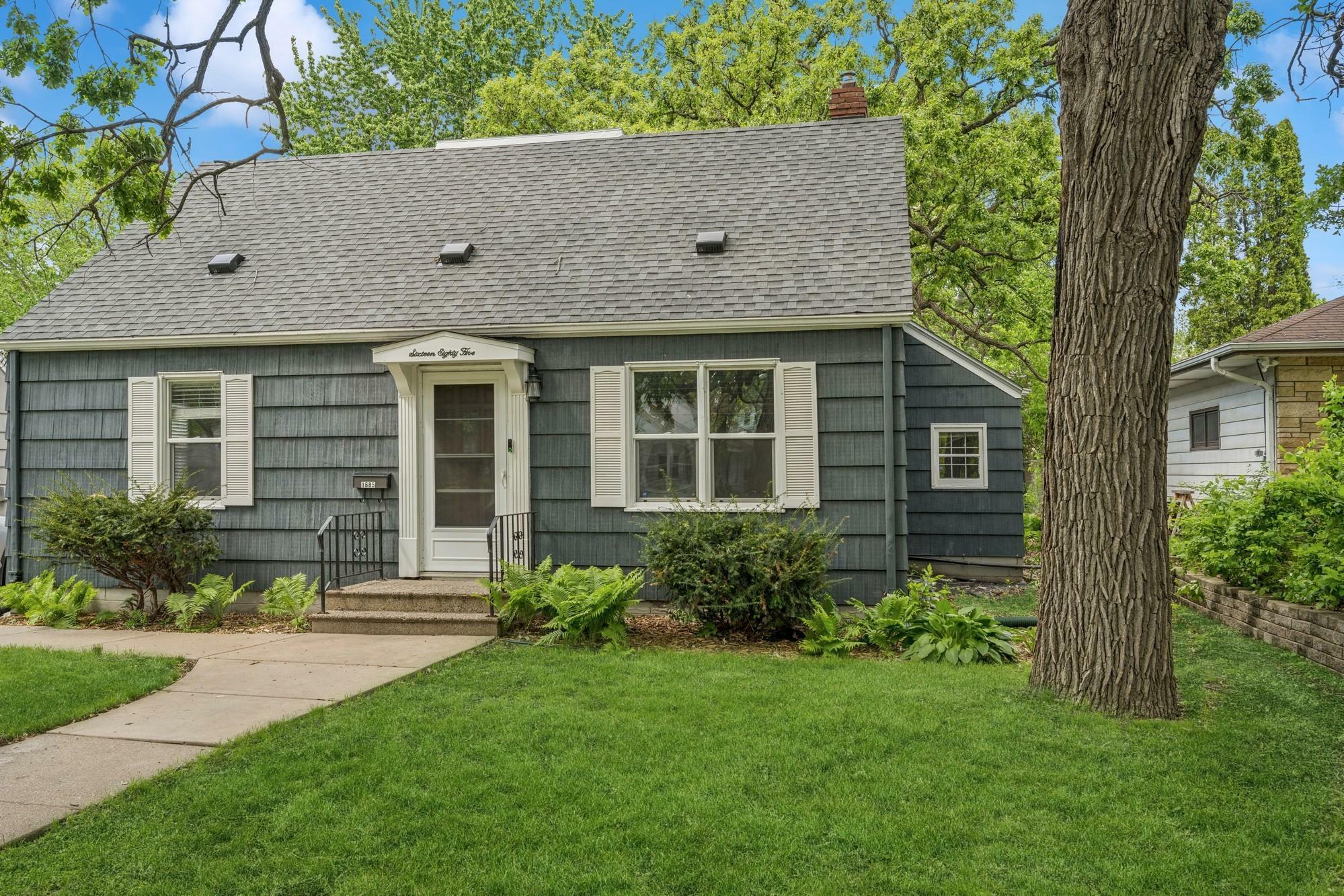 1685 Rose Avenue E  Saint Paul MN 55106 photo