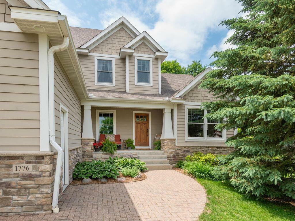 Property Photo:  1776 Lockridge Court  MN 55387 