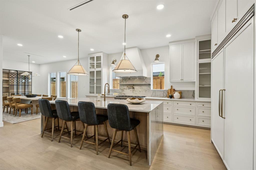 6244 Richmond Avenue  Dallas TX 75214 photo