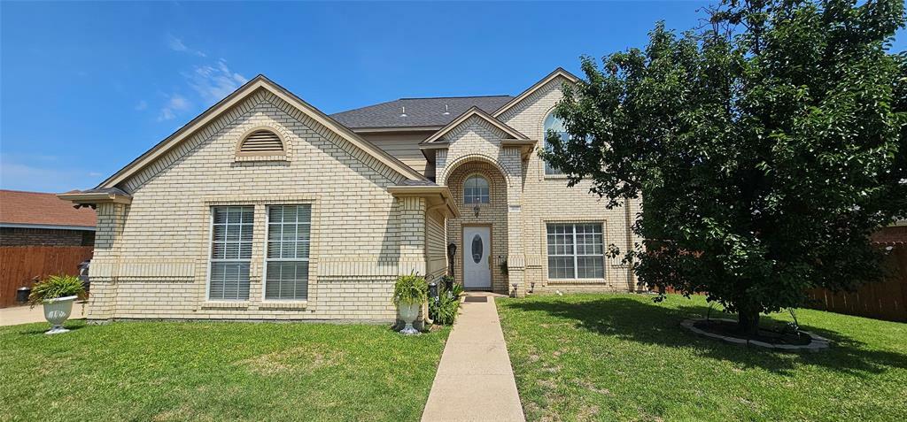 Property Photo: 5632 Centeridge Drive TX 75249