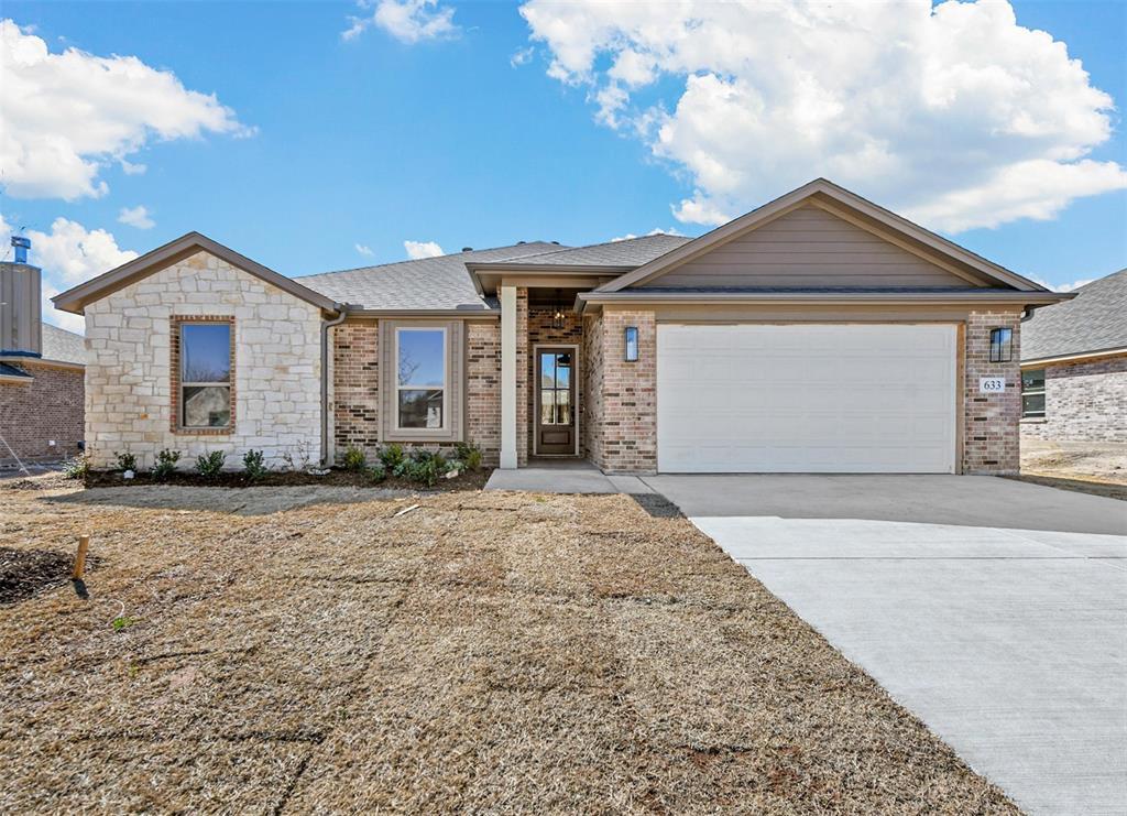 Property Photo:  633 Mooney Drive  TX 76179 