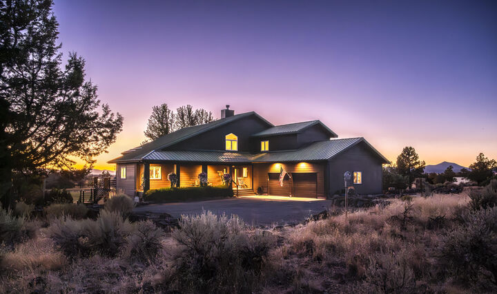 Property Photo:  1164 SW Parrish Lane  OR 97753 
