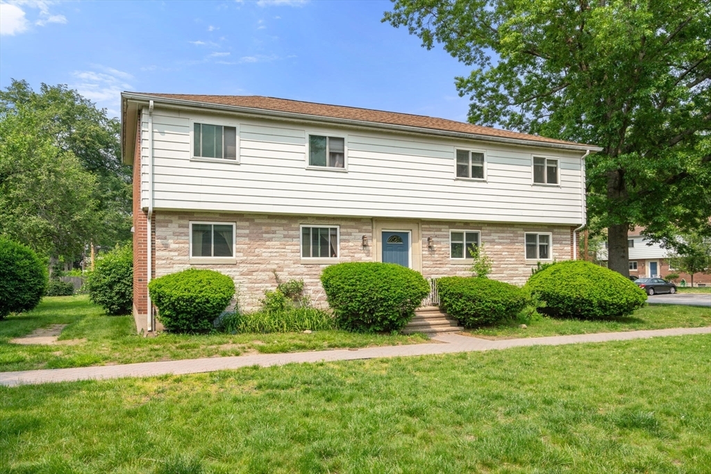 172 Bishop Dr 172  Framingham MA 01702 photo