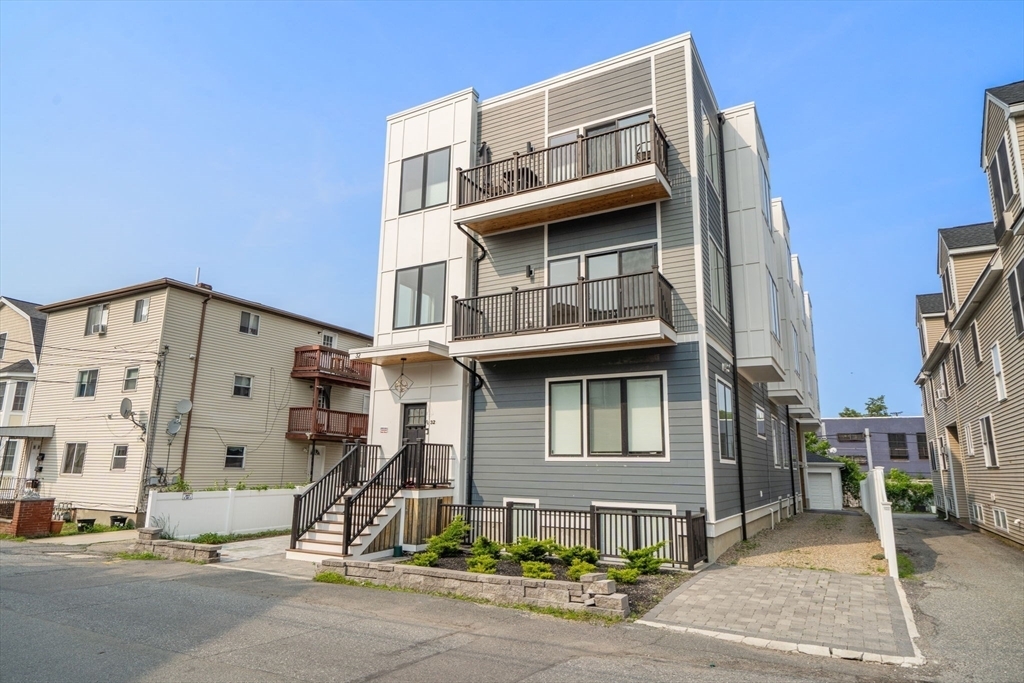 Property Photo: 32 Murdock St 2 MA 02145