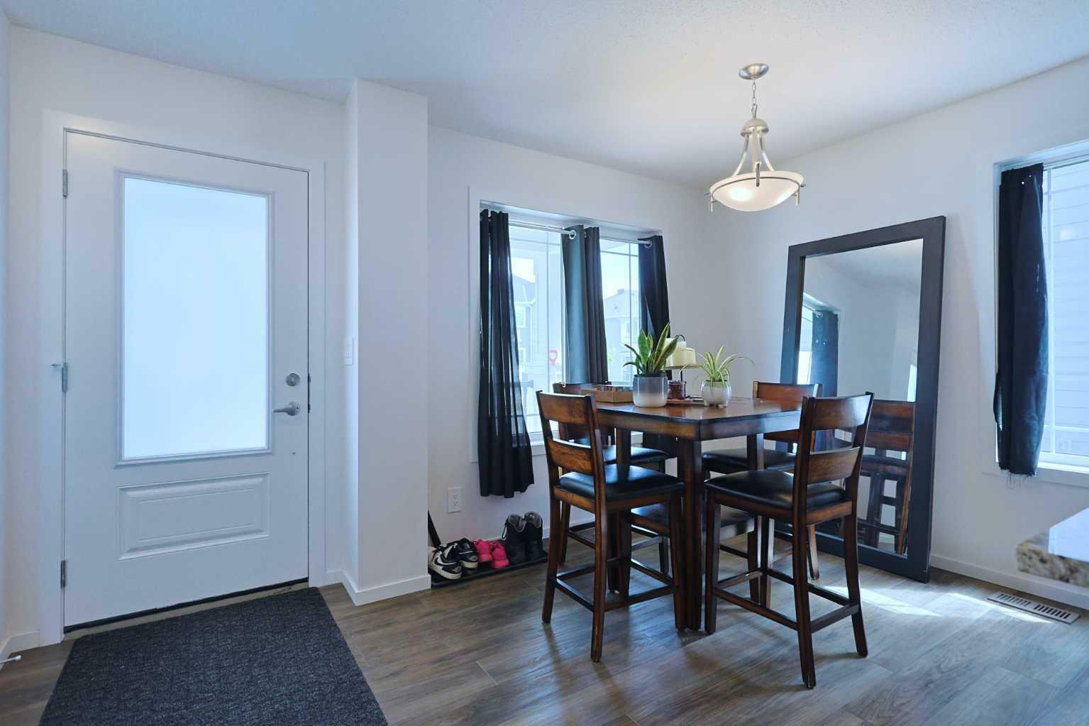 Property Photo: 153 Yorkville Avenue SW AB T2X 4K4