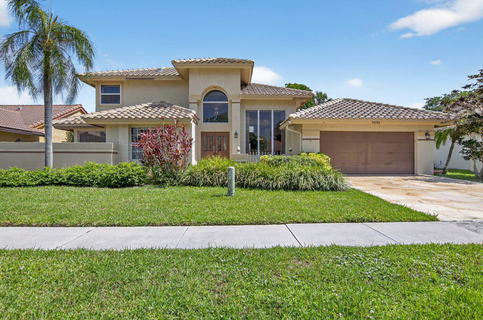 Property Photo: 9645 Carousel Circle N FL 33434