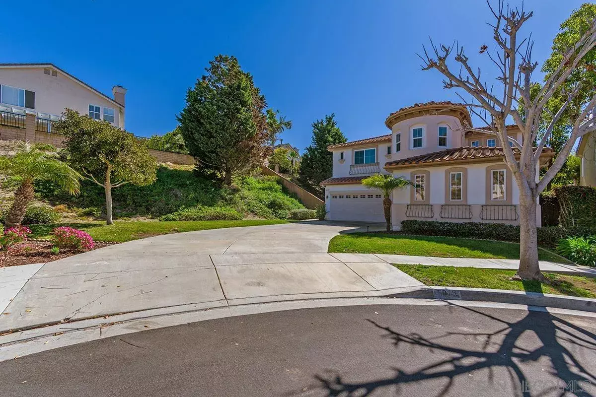 Property Photo:  5075 Sterling Grove Ln  CA 92130 