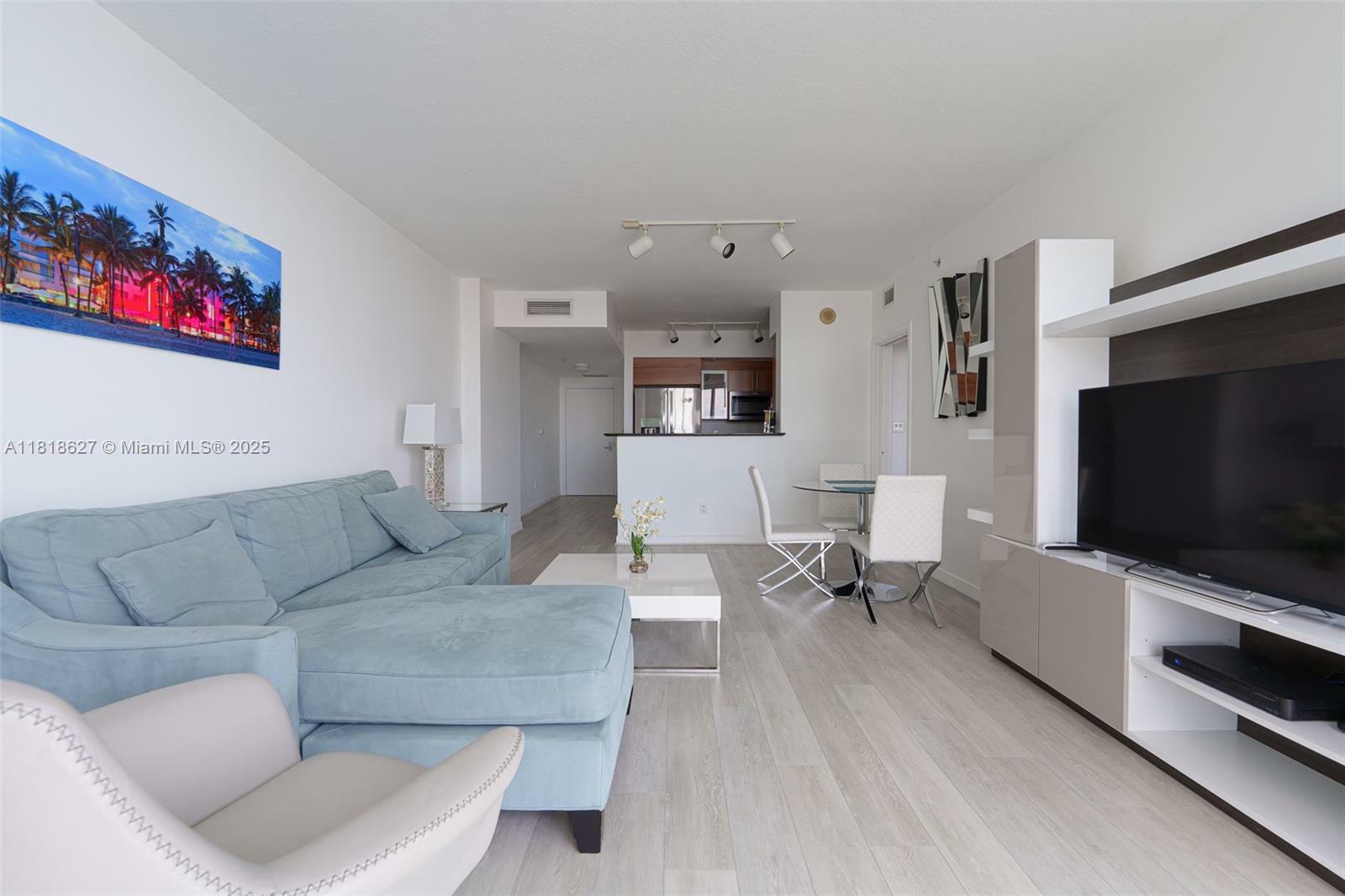 Property Photo: 335 S Biscayne Blvd 3303 FL 33131
