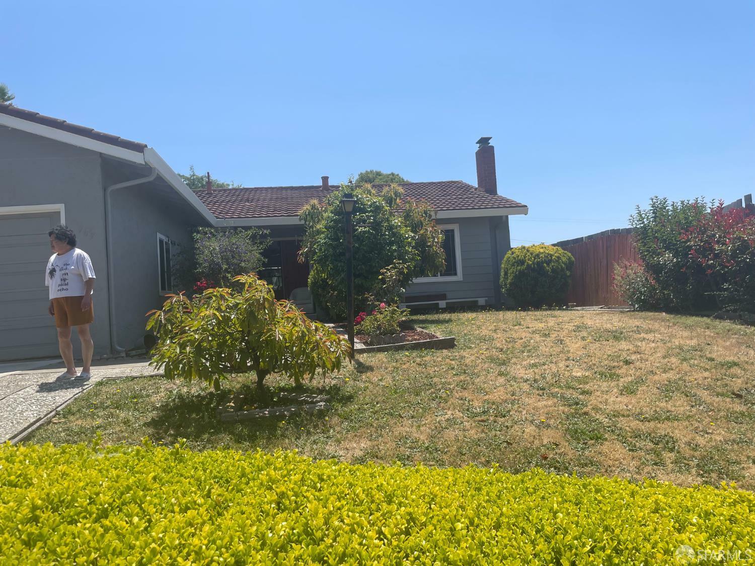 Property Photo: 767 Marlesta Road CA 94564
