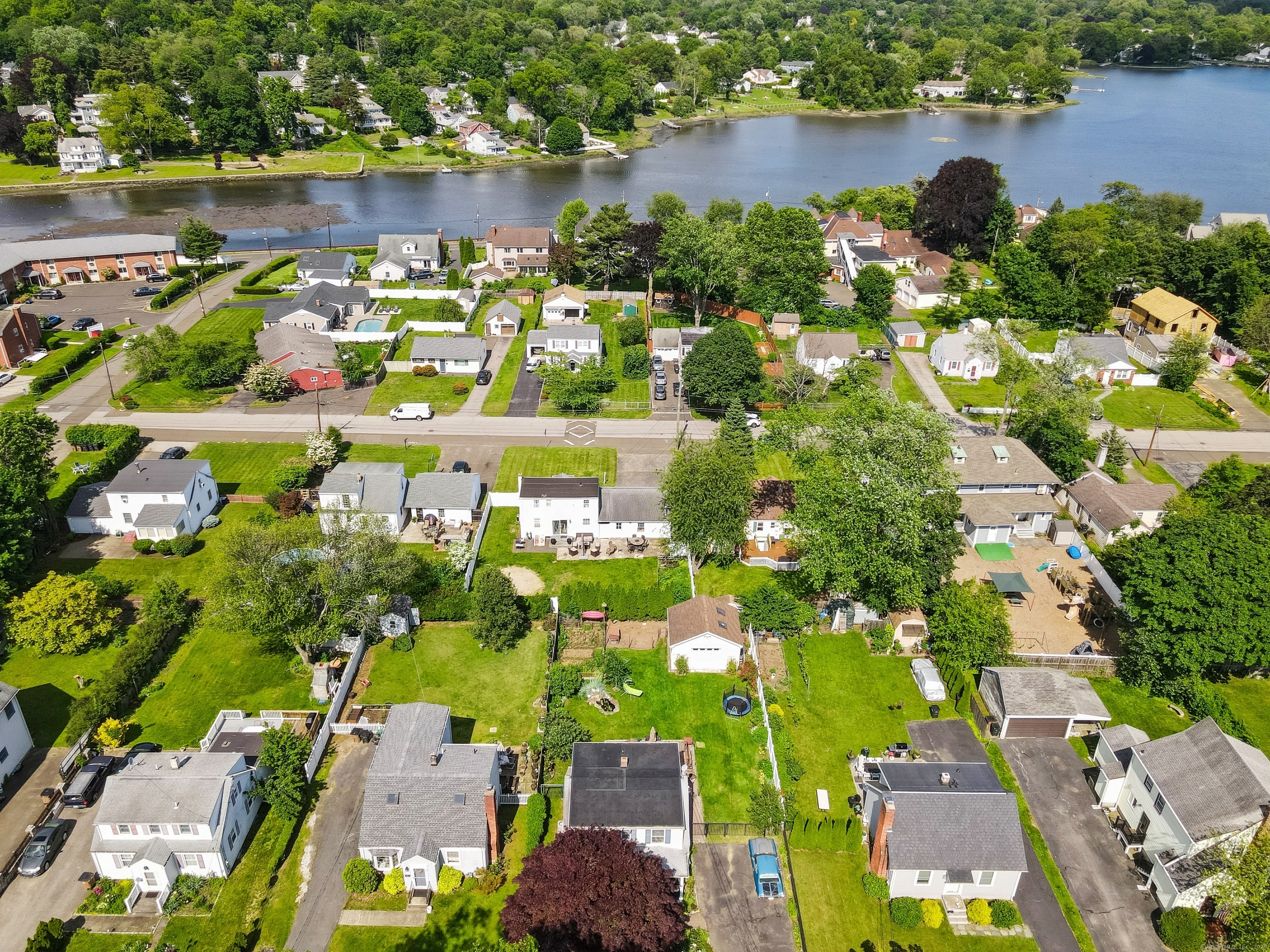 Property Photo: 102 Houston Terrace CT 06902