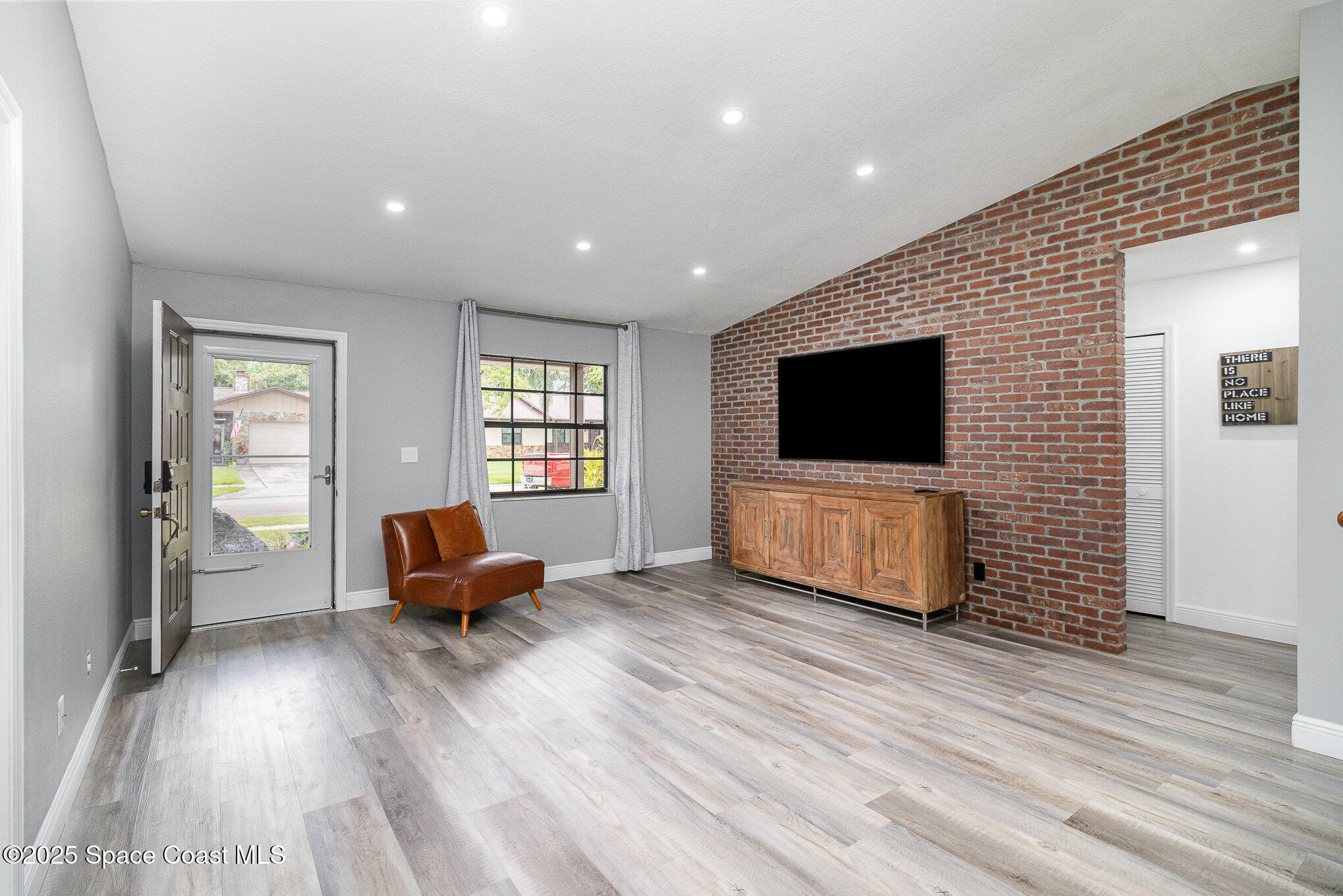 Property Photo:  813 Laurel Drive  FL 32955 