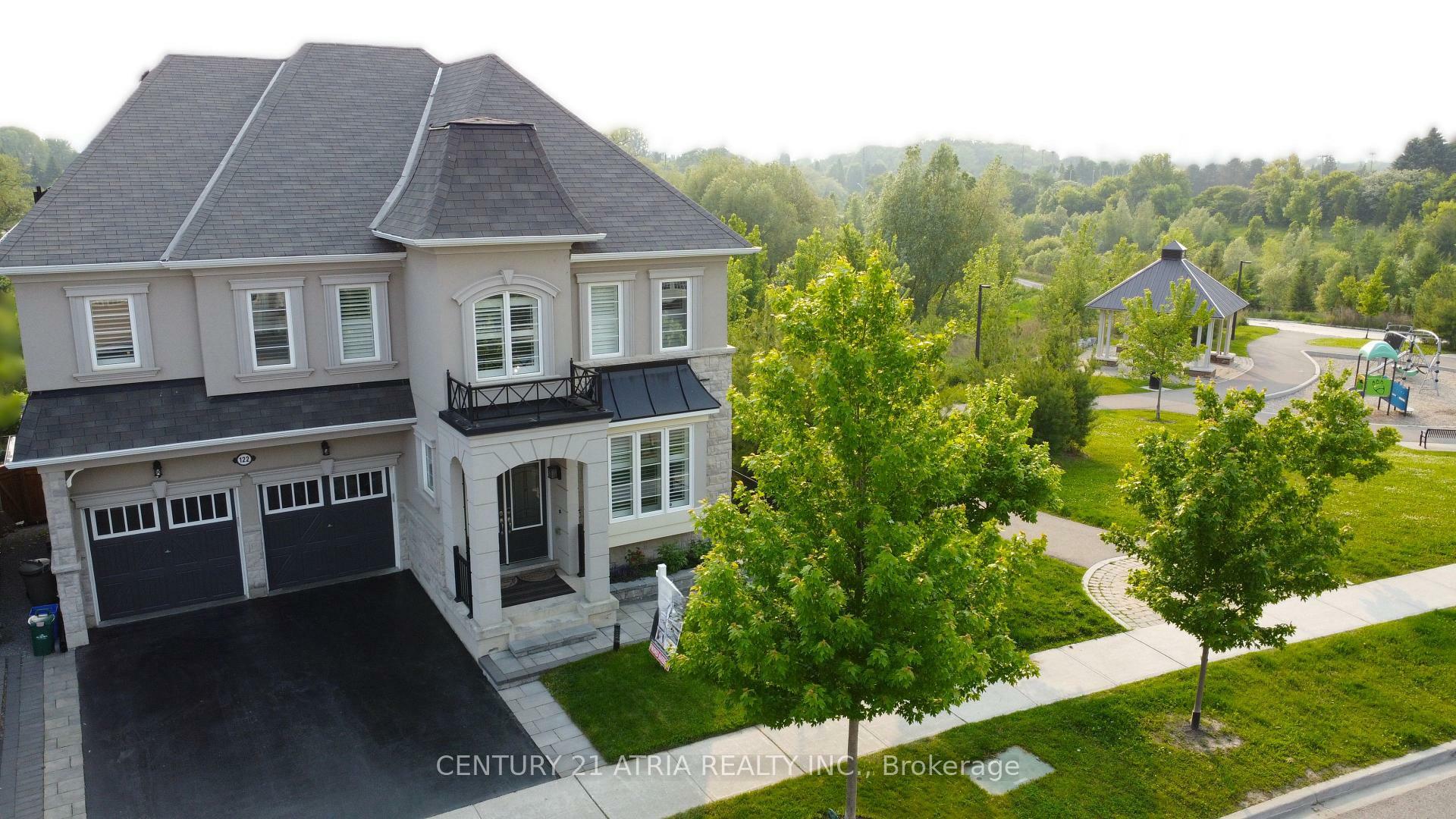 Property Photo: 122 Degraaf Crescent ON L4G 0X2