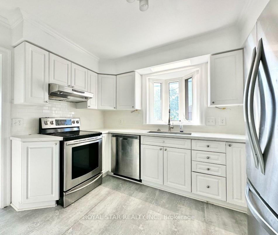 Property Photo: 243 Wilson Road S Main ON L1H 6C4