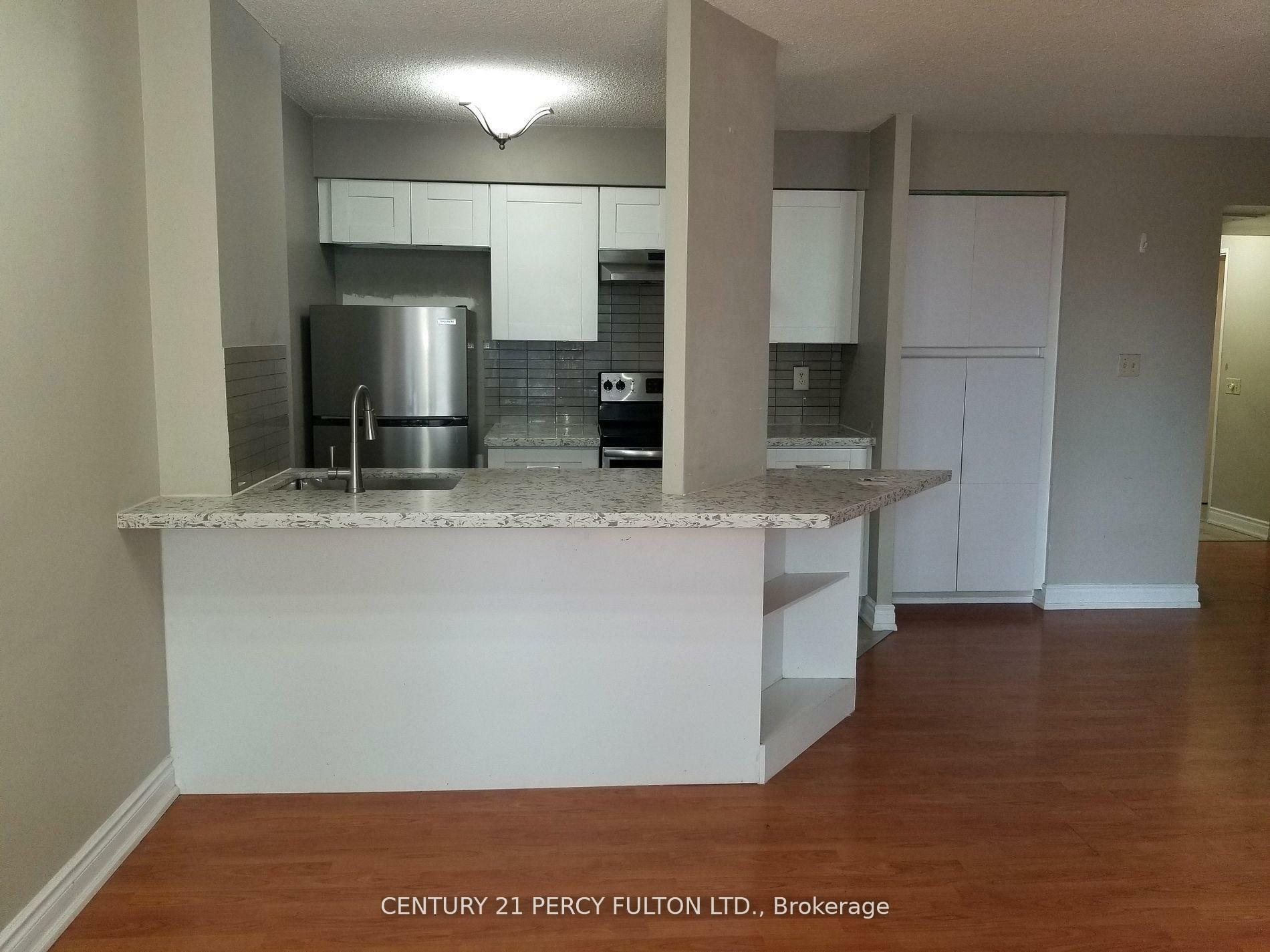 Property Photo: 24 Wellesley Street W 708 ON M4Y 2X6