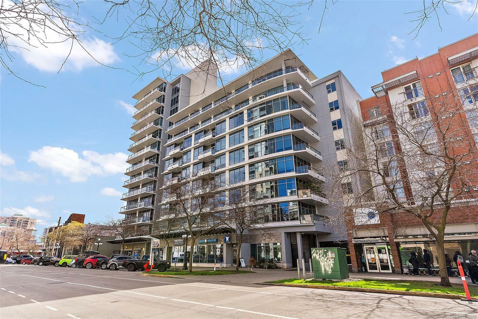 Property Photo: 845 Yates St 304 BC V8W 4A3