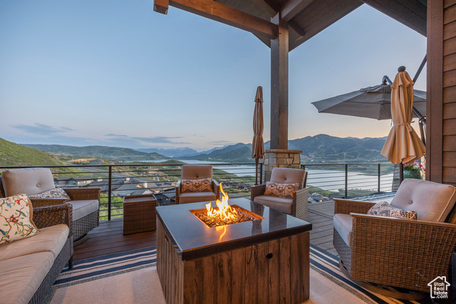 Property Photo: 1136 E Black Hawk Way UT 84036