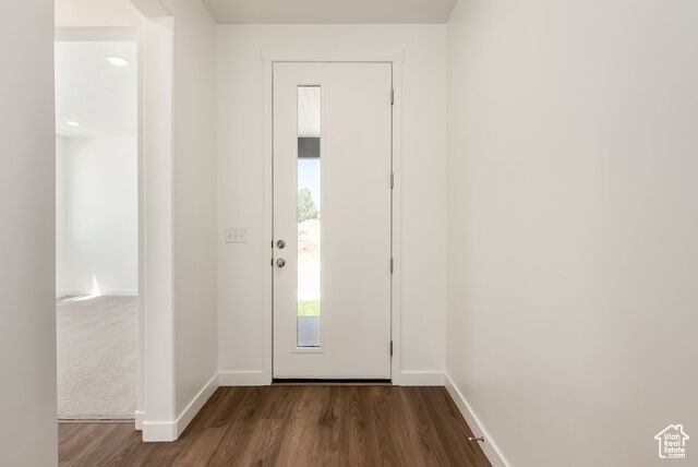 Property Photo: 903 W Bullion St UT 84123