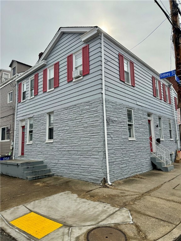 Property Photo: 67 S 17th St PA 15203