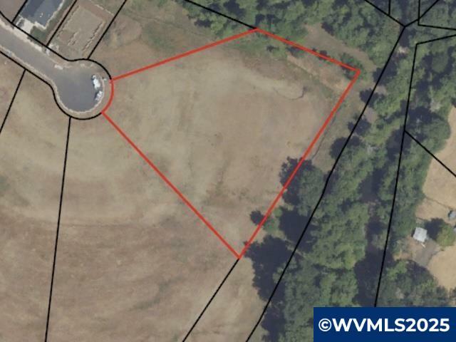 Property Photo: 498 SW Oregon Falls Dr OR 97338