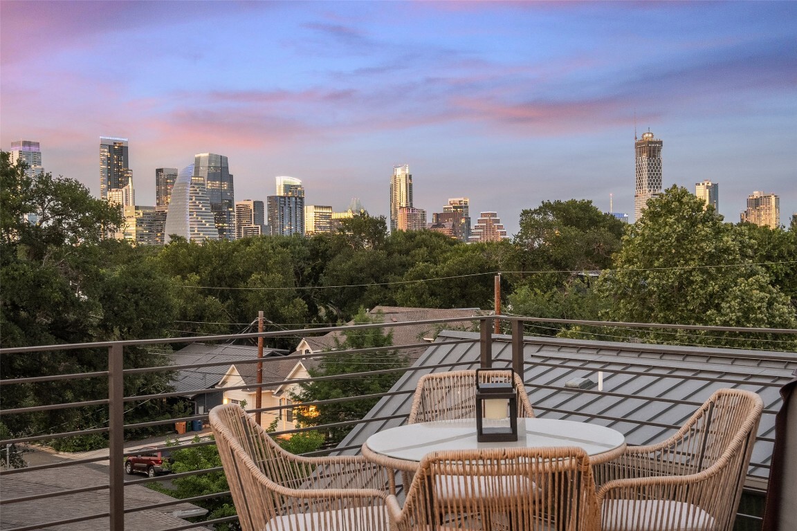 1516 Treadwell Street B  Austin TX 78704 photo
