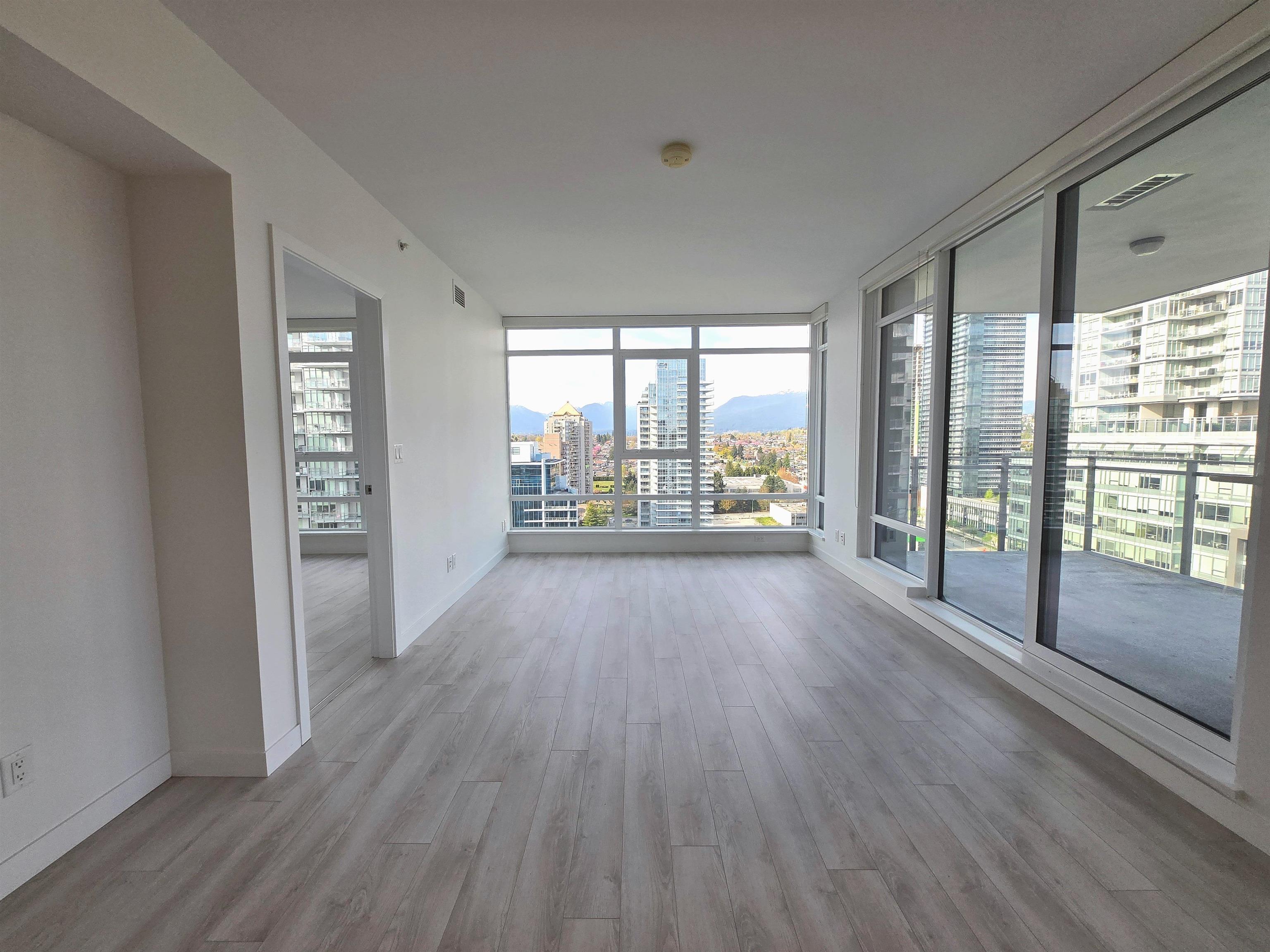 Property Photo: 2085 Skyline Court 2004 BC V5C 0M6