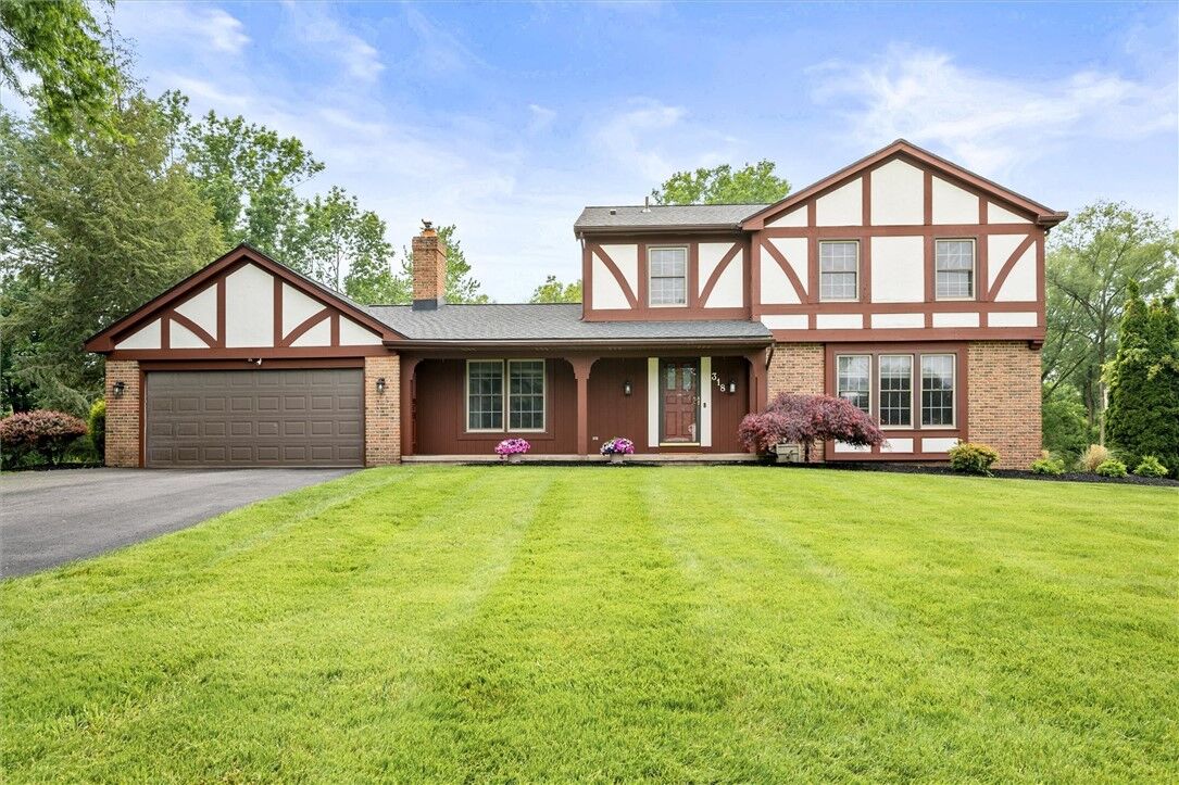 Property Photo: 318 Applewood Drive NY 14612