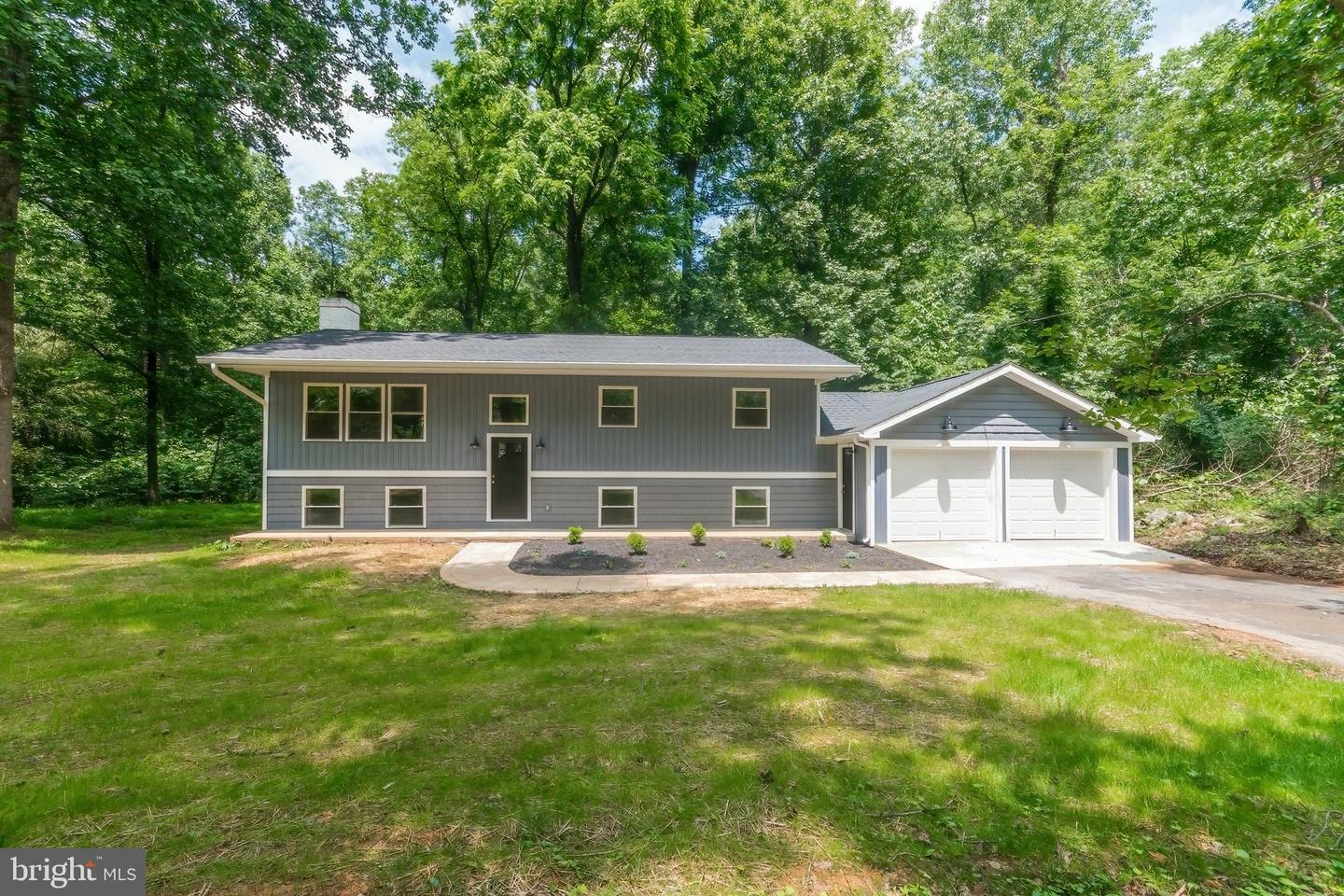 Property Photo: 95 Devon Way WV 25443
