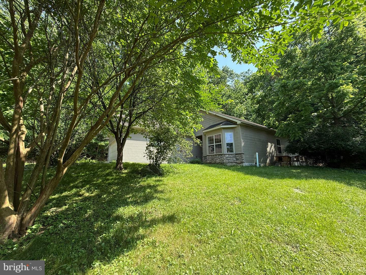 Property Photo:  12 RR Mountain Street  PA 17065 