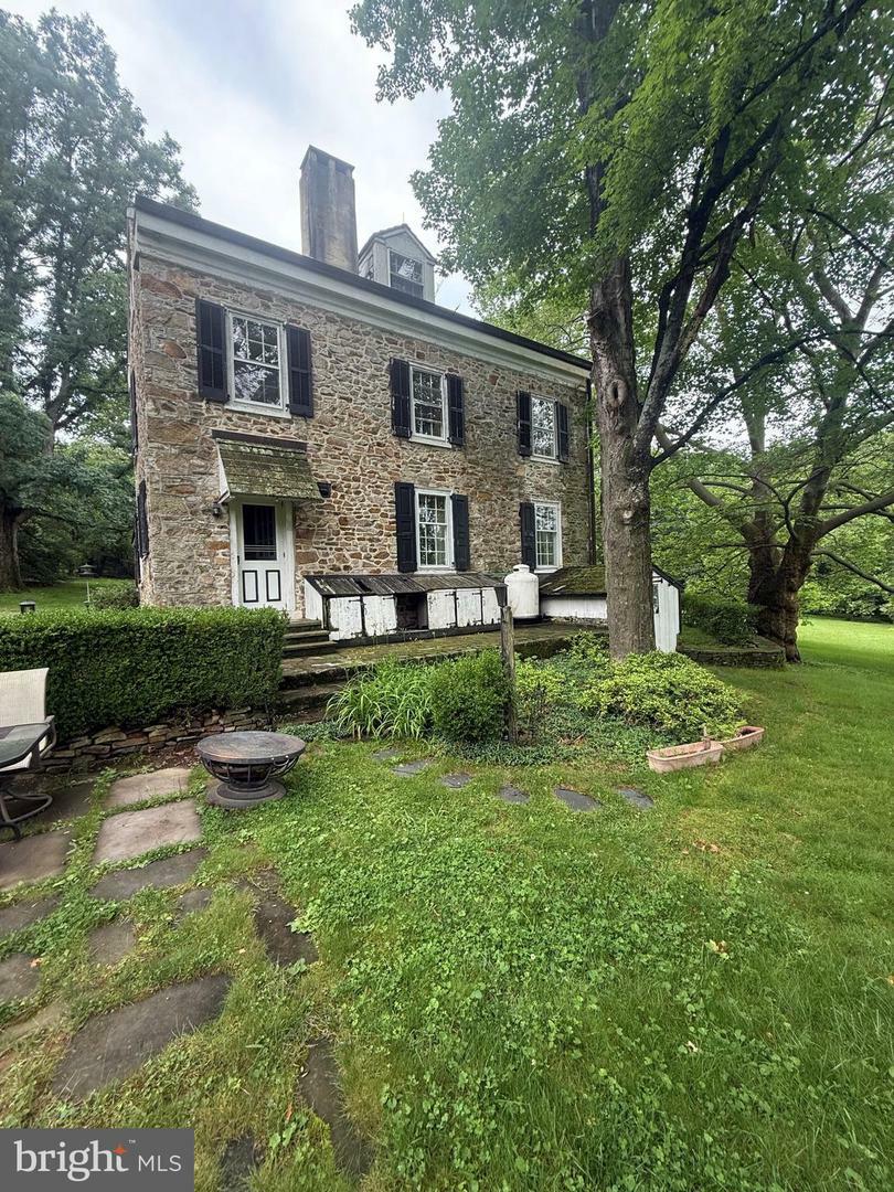 Property Photo: 20-F Constant Spring Road PA 19355