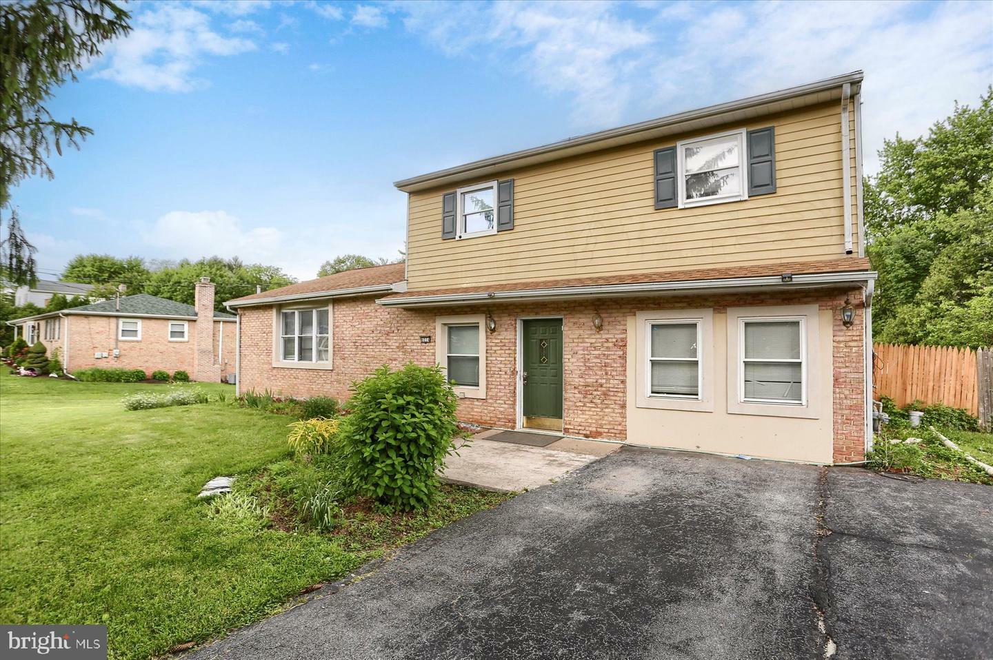 Property Photo: 6014 Devonshire Heights Road PA 17112