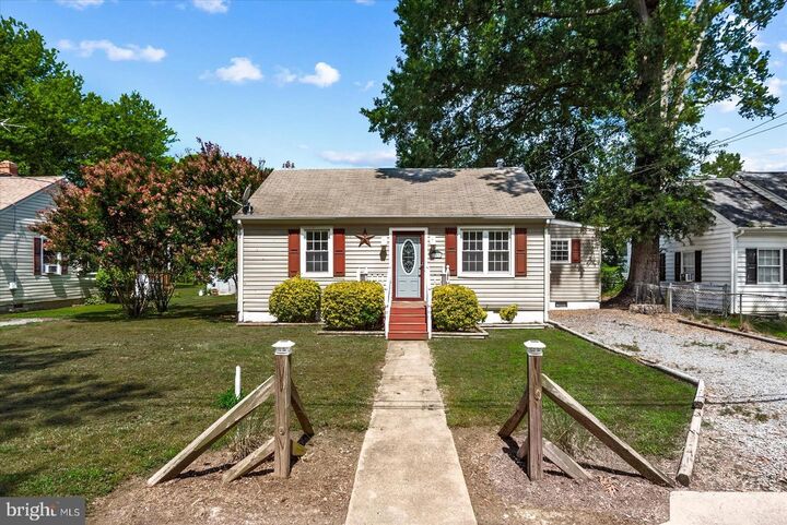 Property Photo: 203 Locust Avenue VA 22443