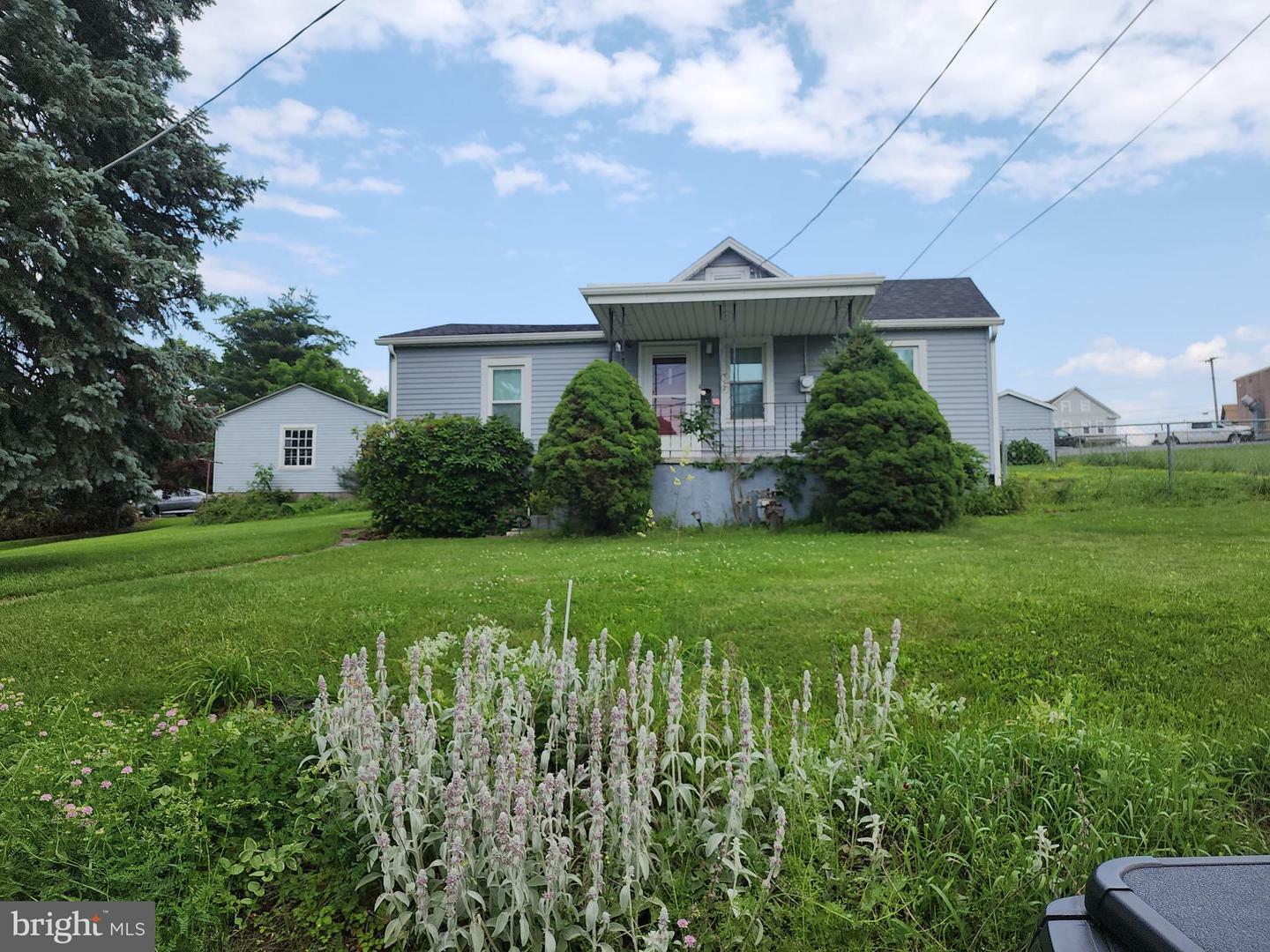 Property Photo: 712 Monroe Street PA 17113