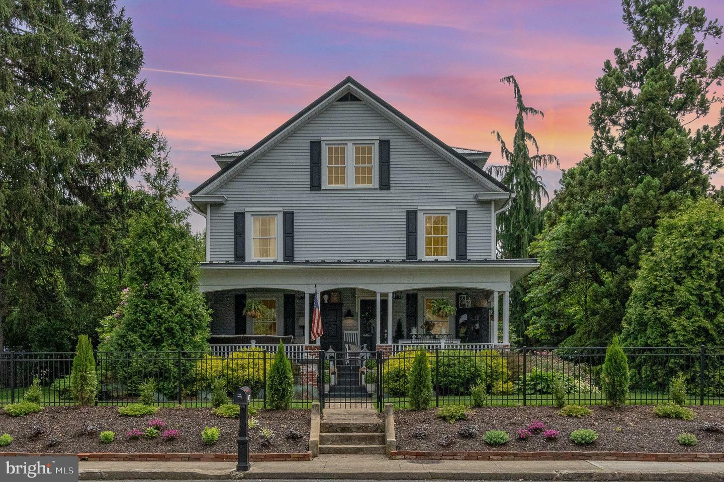 Property Photo: 403 N 2nd Street PA 17032