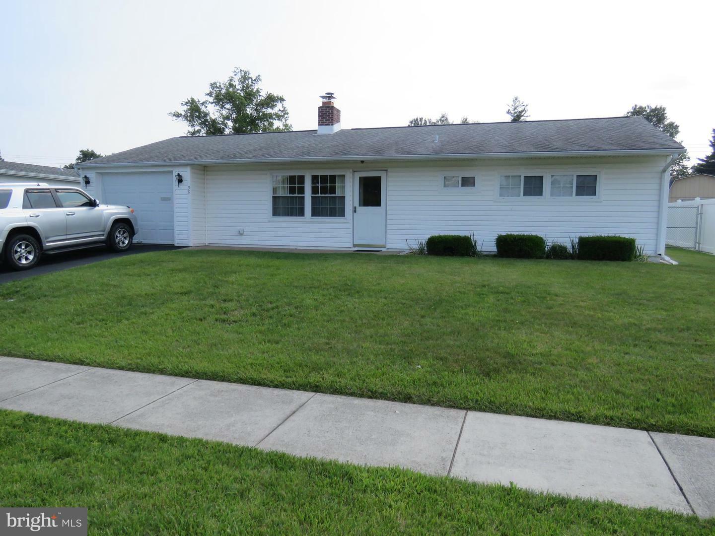 Property Photo: 35 Beechtree Road PA 19057