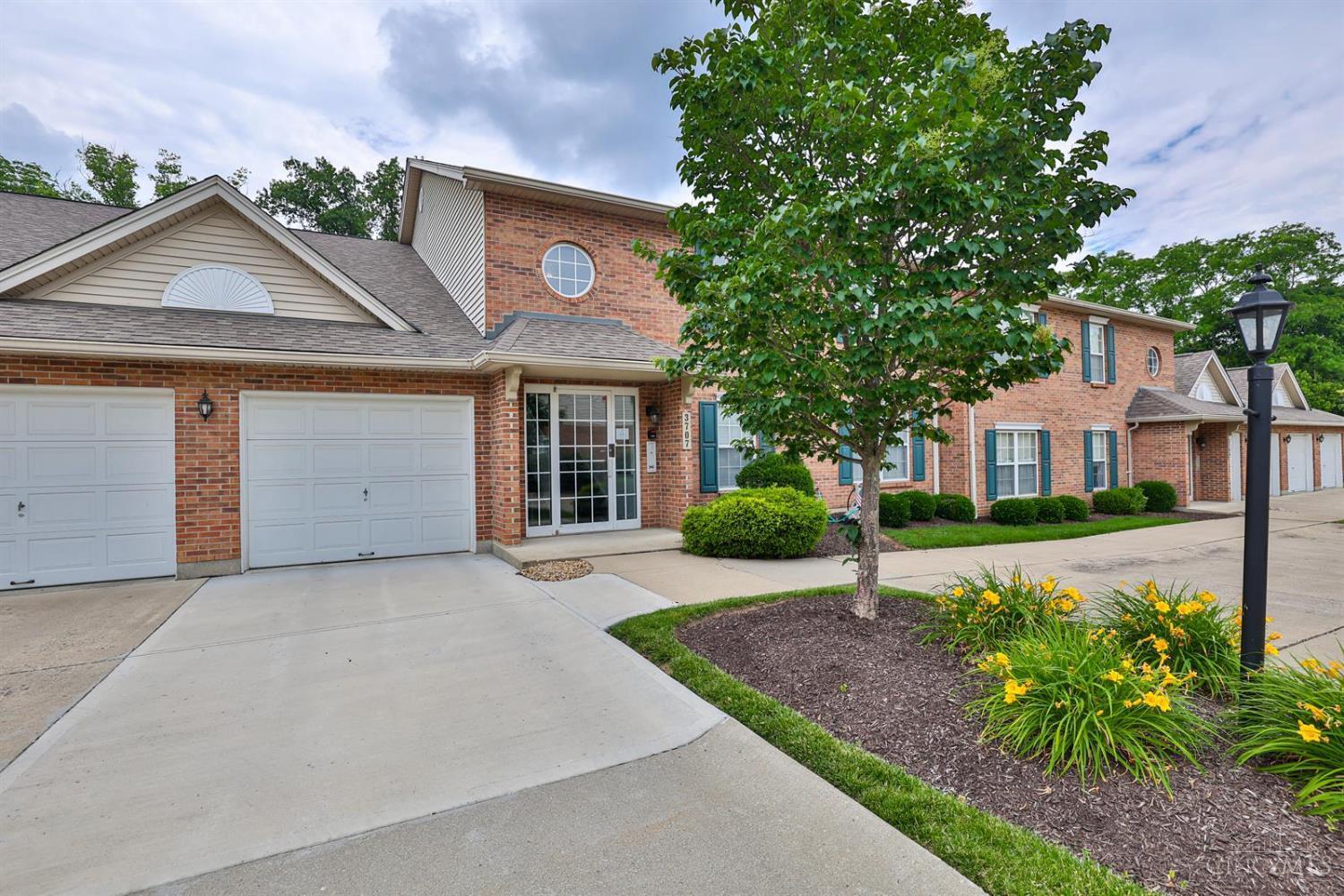 Property Photo: 3707 W Galbraith Road OH 45247