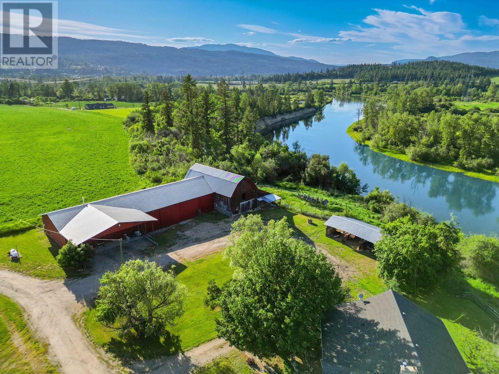 Property Photo: 850 Fortune Road BC V0E 1V0