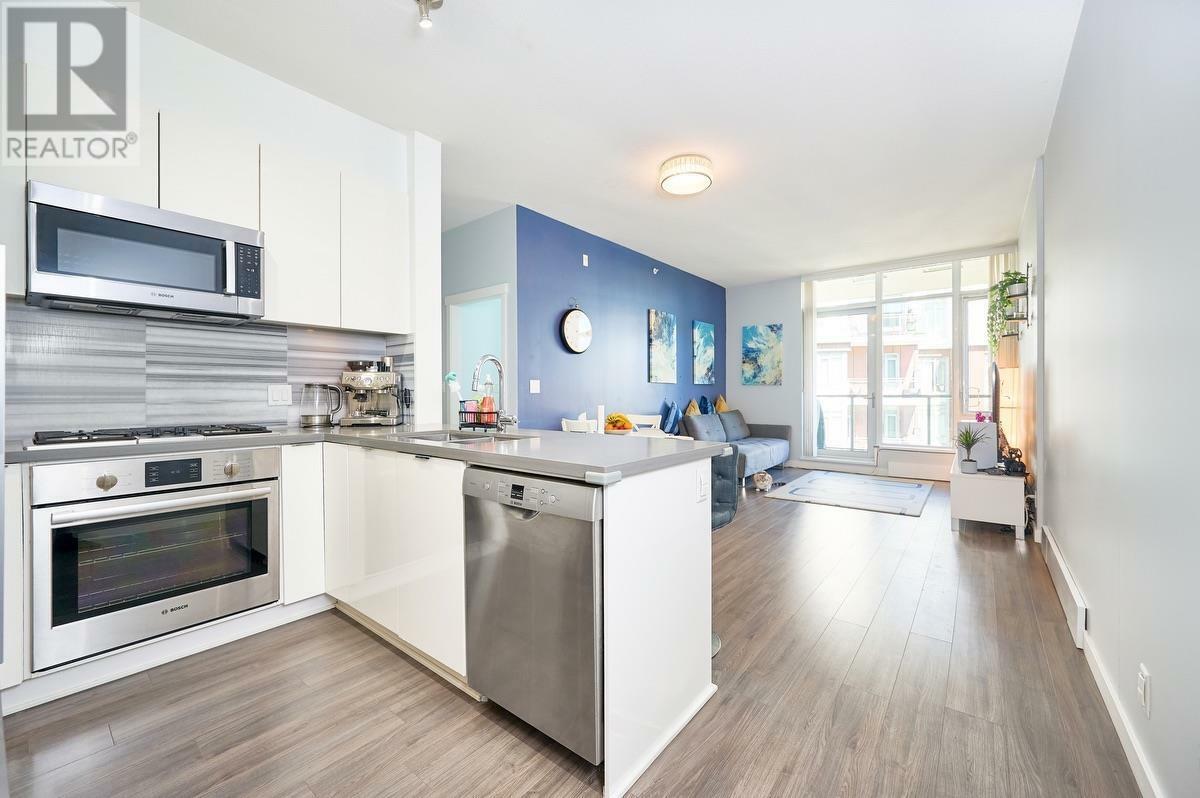 Property Photo: 3168 Riverwalk Avenue 503 BC V5S 0B8