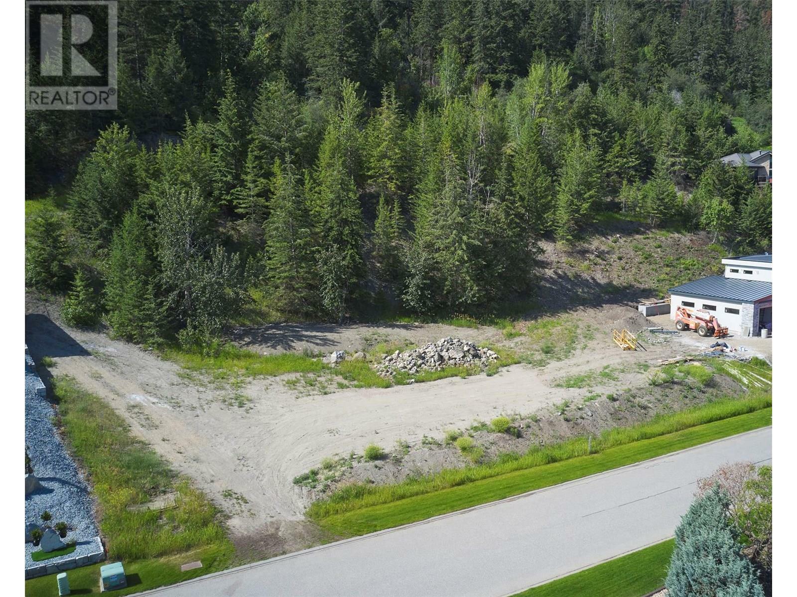 Property Photo:  152 Sunset Boulevard  BC V1H 1T7 