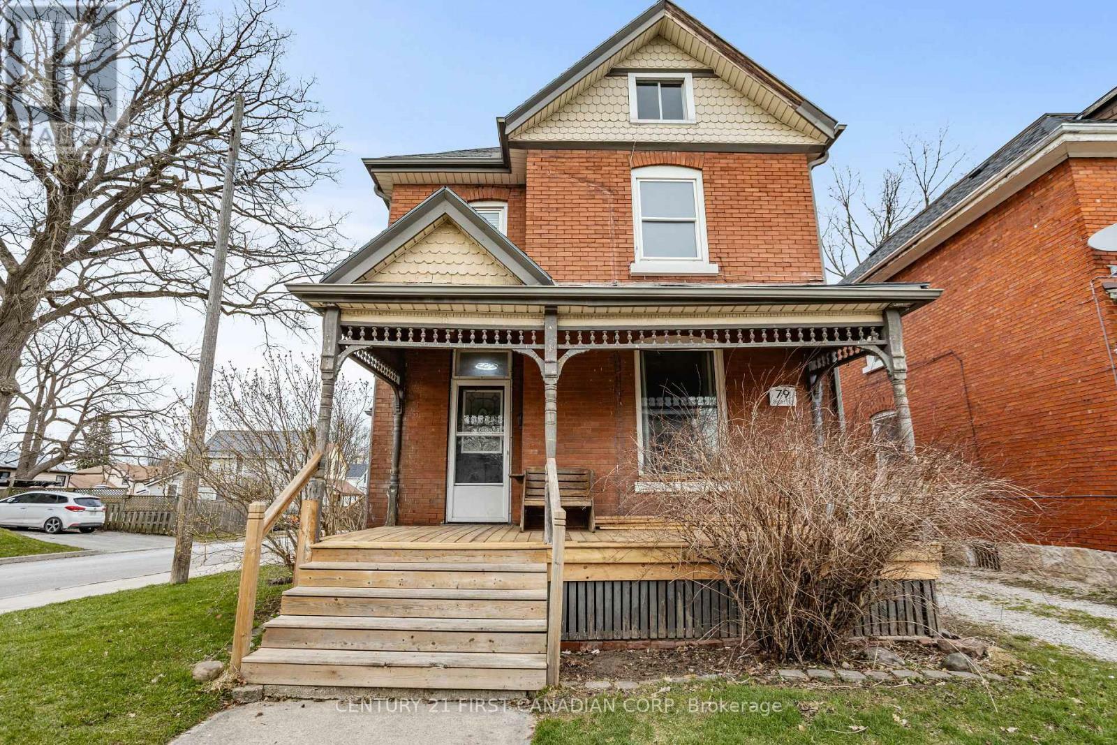 79 Scott Street  St. Thomas ON N5P 1L1 photo