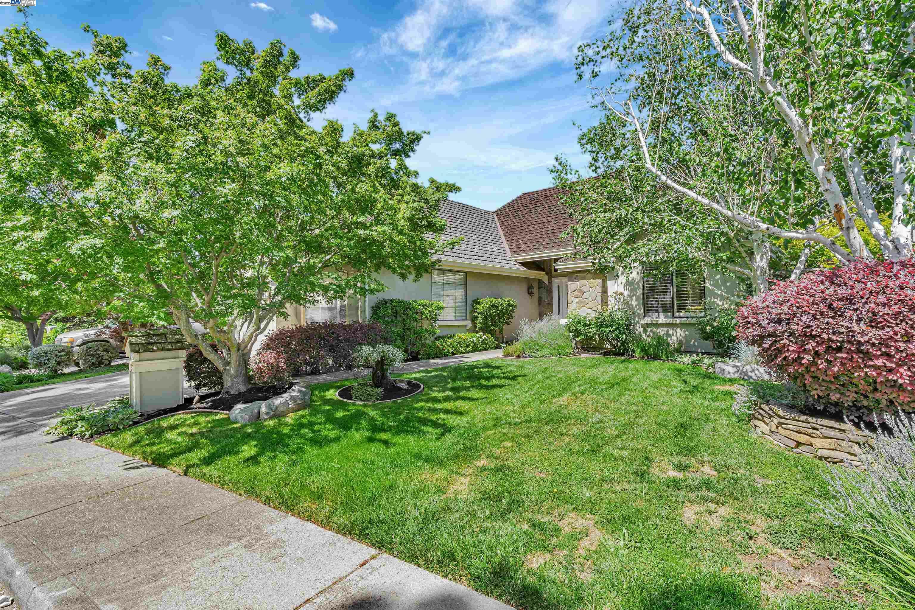 Property Photo: 158 Golden Ridge Rd CA 94507