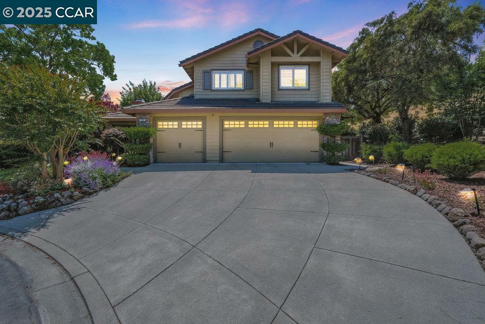 Property Photo: 29 Blue Haven Ct CA 94506