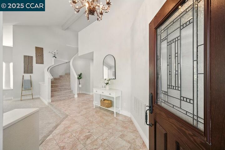Property Photo:  29 Blue Haven Ct  CA 94506 