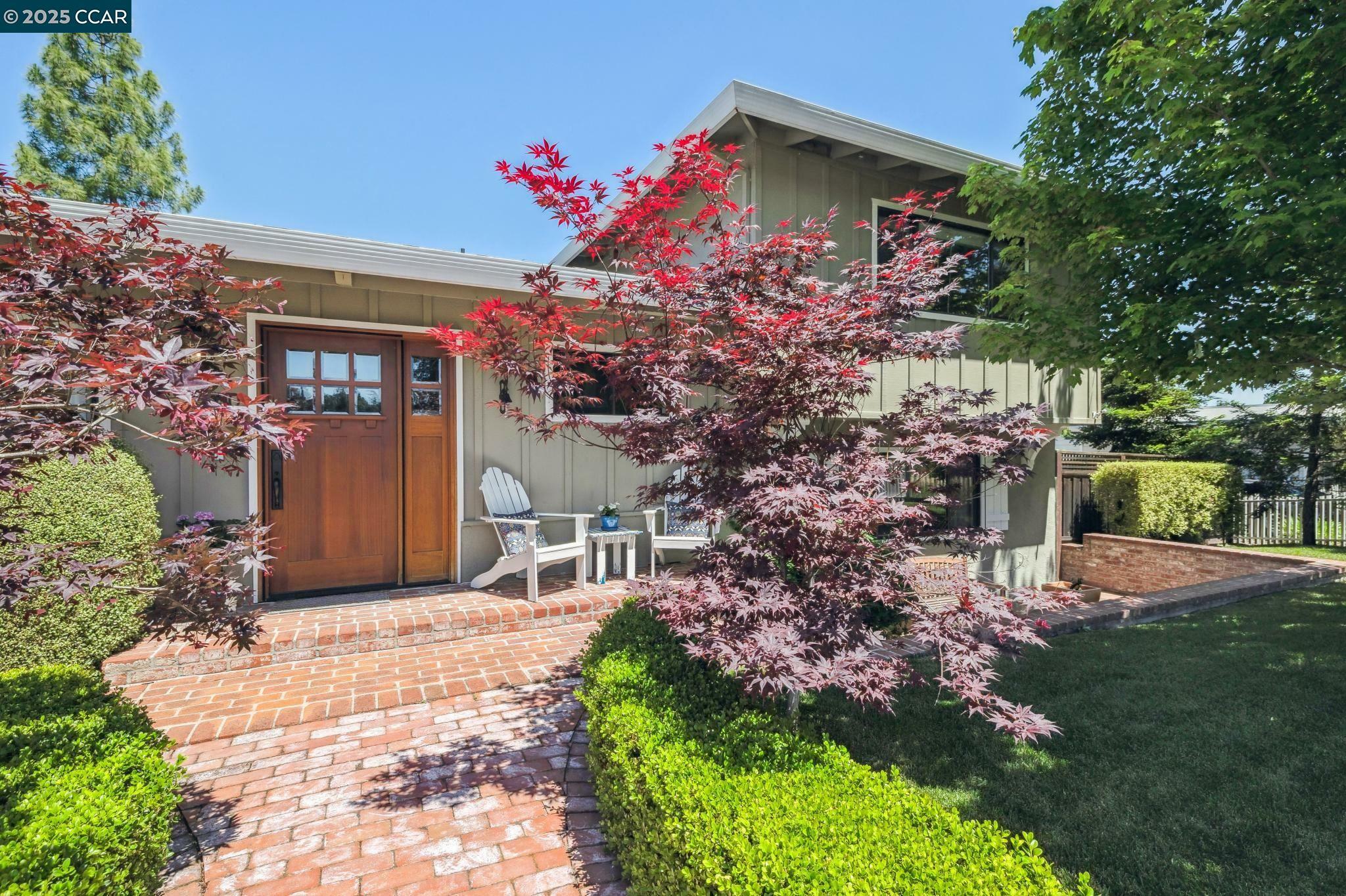 700 Golf Club Way  Pleasant Hill CA 94523 photo