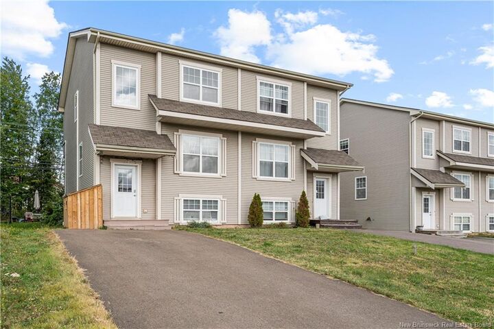 Property Photo:  39 Sunshine Drive  NB E1G 2A3 