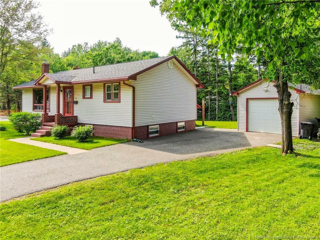 Property Photo:  146 Hemlock Avenue  NB E3A 1H1 