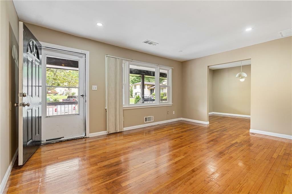 Property Photo:  2266 Kennedy Court NW  GA 30318 