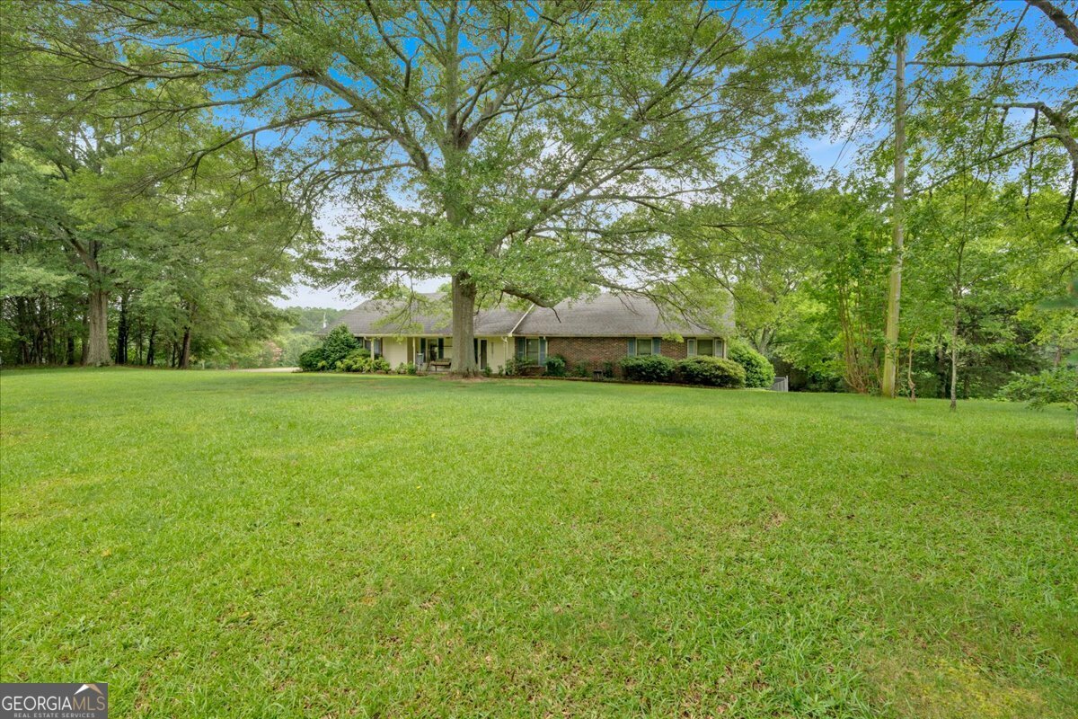 Property Photo: 270 Oakwood Drive GA 30125